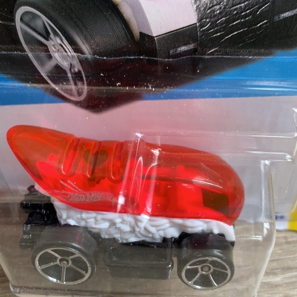 Sushi Tuner Rod Hot Wheels New 2024 Mainline Hotwheels Car Netflix Lets Race - Picture 3 of 5